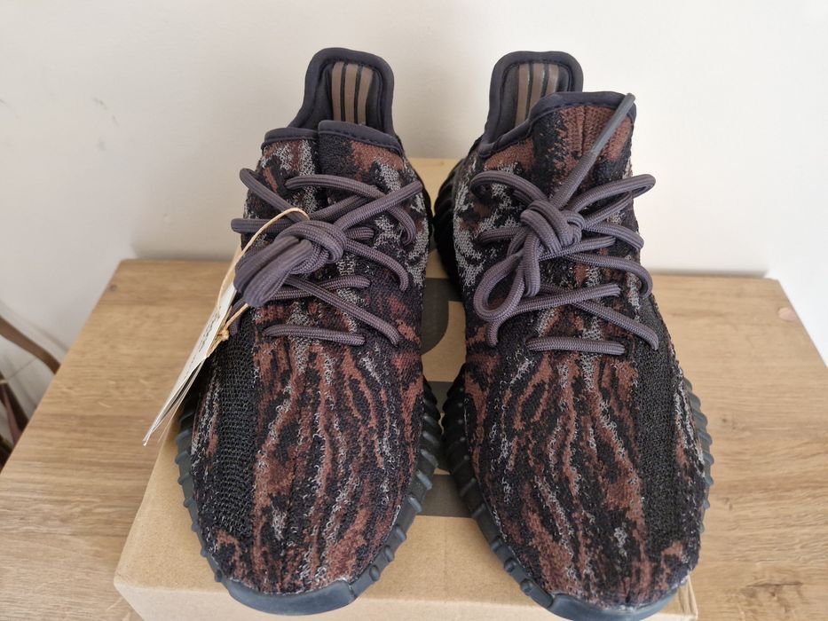 Нови UNISEX маратонки adidas yeezy BOOST 350 V2