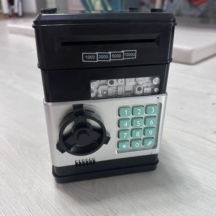 Продаю копилку