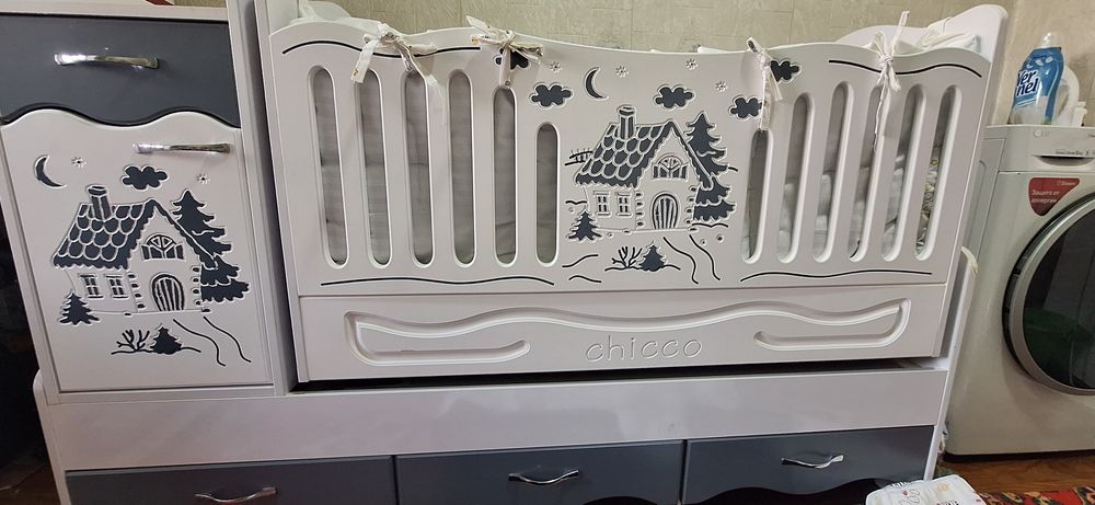 Detskiy krovat-lyulka srochniy sotiladi