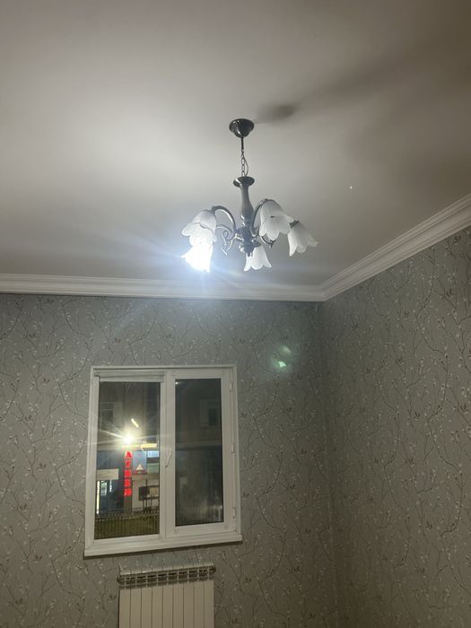Люстры в хорошем сост