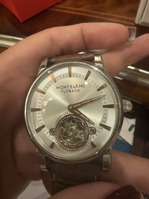Продам часы Montblanc