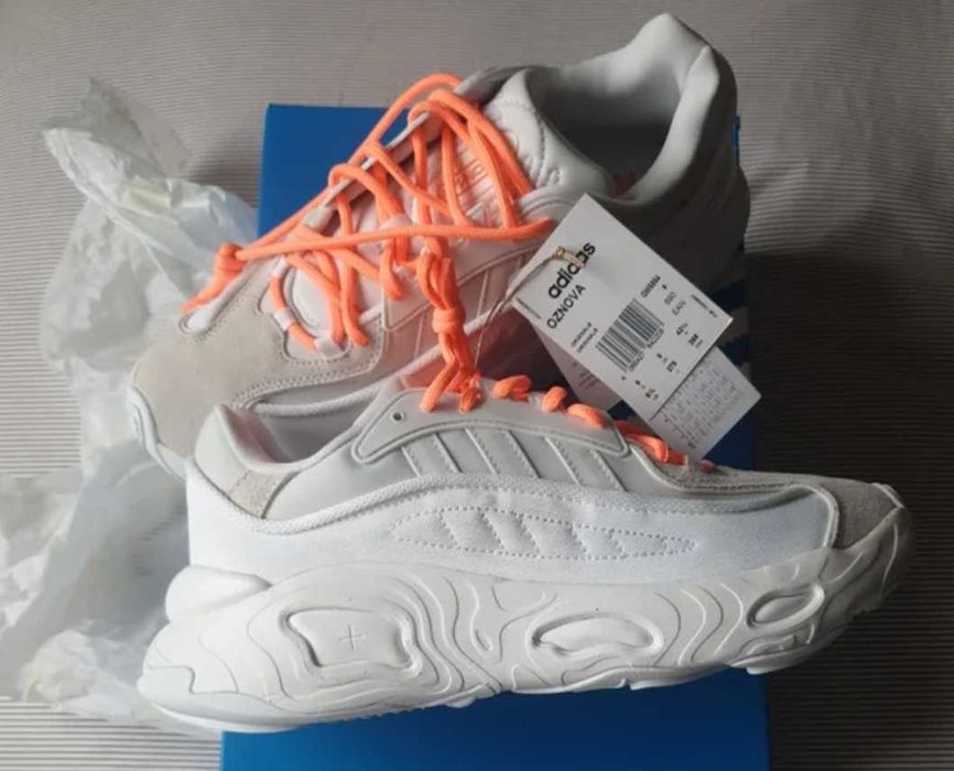 Оригинални мъжки обувки  ADIDAS ORIGINALS OZNOWA  размер  EU42