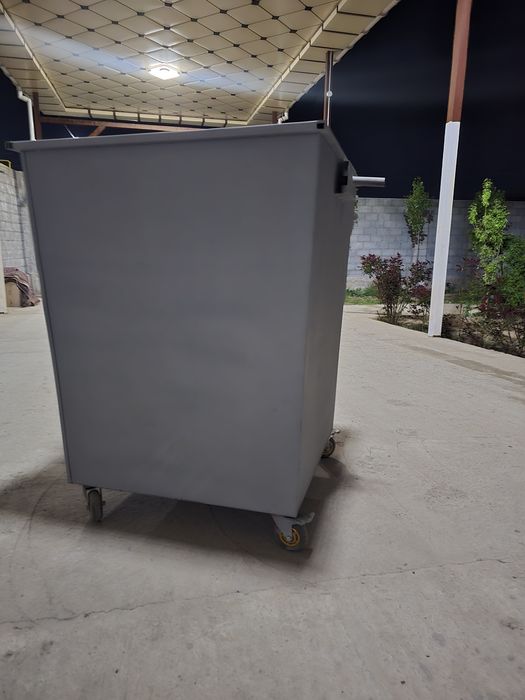 Мусорные контейнер