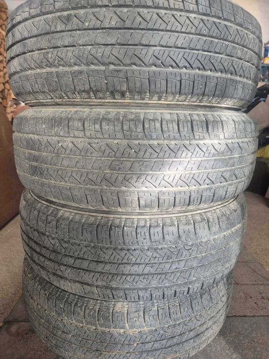 Гуми 215/70/16 за Сув