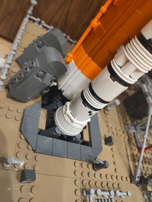LEGO 10341 Ракета NASA Artemis Space Launch System Оригинал