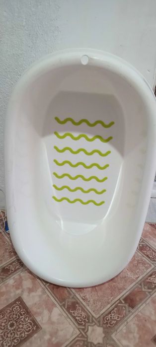 Ванна для новорождённого ребёнка