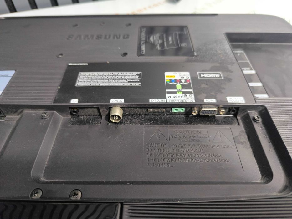 Televizor Samsung T24A350 24 inch Full HD cu porturi multiple