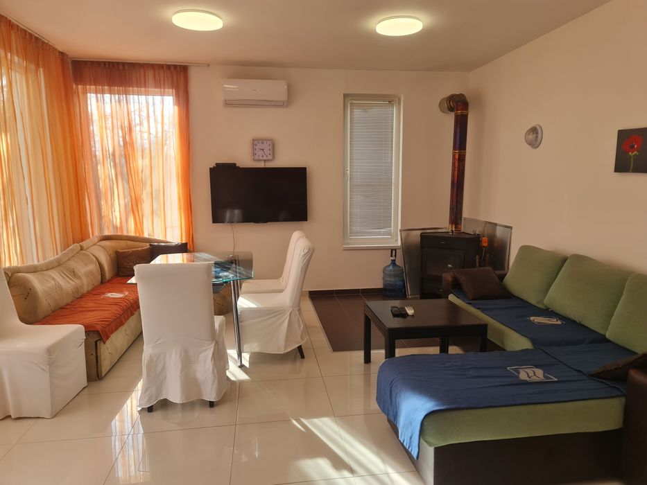 Давам под наем къща за гости, намираща се в село Горен Близнак