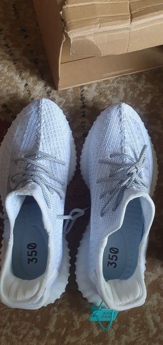 Кроссовки Yeezy 350