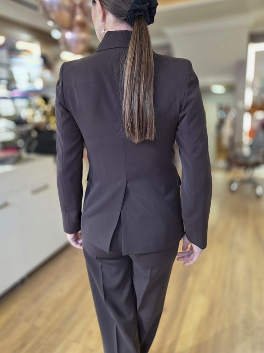 Дамски костюм - Италия