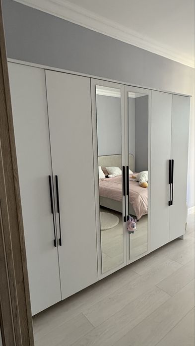 Продается 6 дверный шкаф 240х205х50