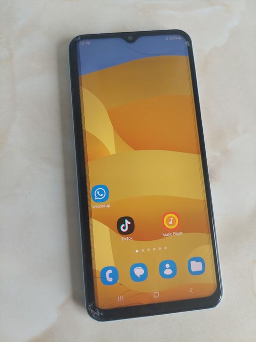 Vând Samsung Galaxy A13 Coral Blue [pentru placa de bază] //poze reale