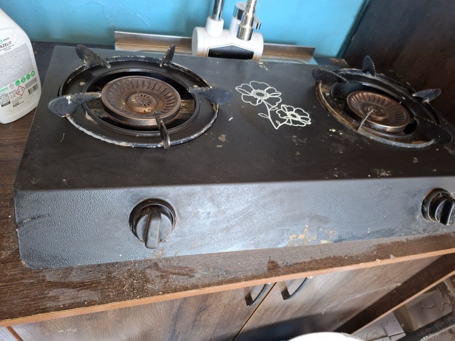 Газплита  2 конфорная