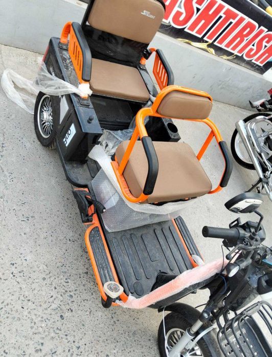 Скутер 3-х колесный Модел Х7