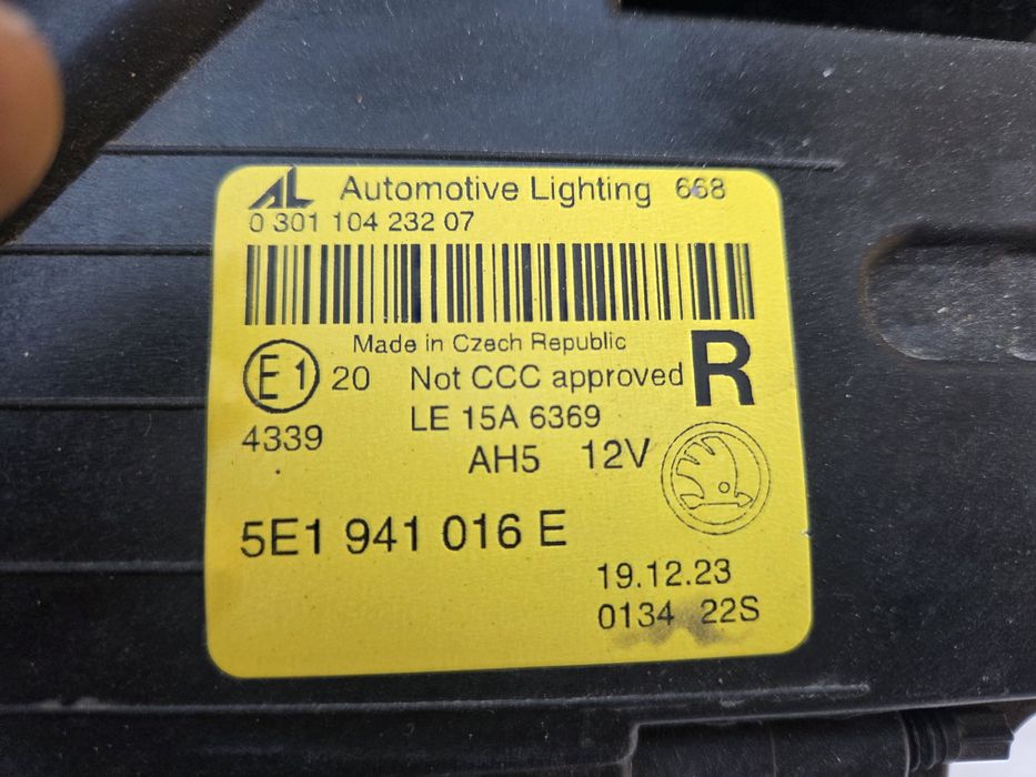 Десен Фар за Skoda Octavia 3 Full LED фейслифт 2023г.
