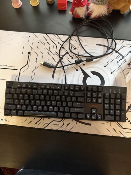 Tastatura Gaming Redragon Surara RGB Mecanica Red Switch