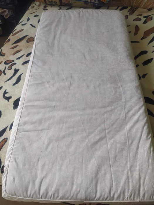 Продам матрас в манеж — комфорт и забота о малыше!