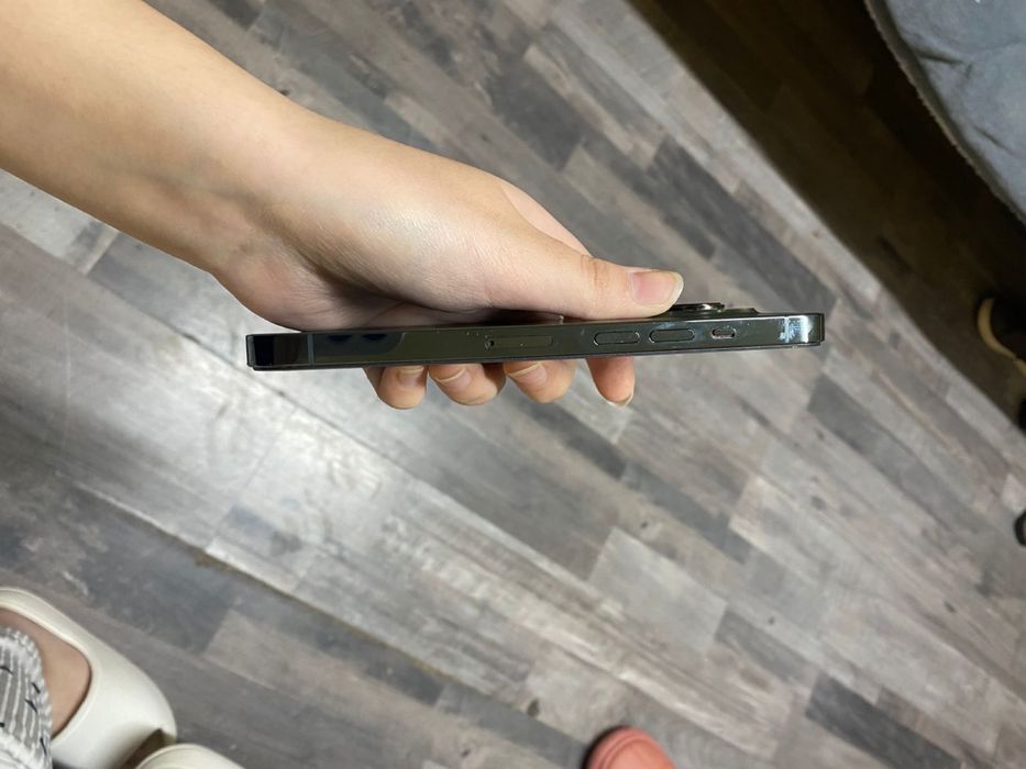 Айфон 13 про продам