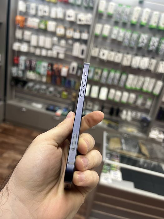 iPhone 12/128GB/Black