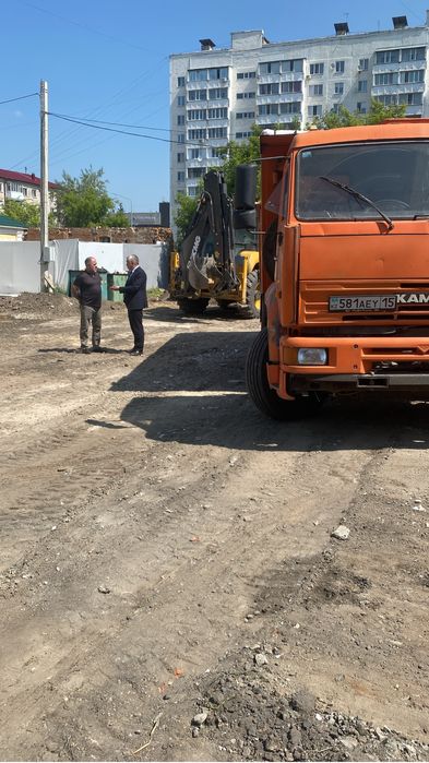 Услуги самосвалов VS погрузчика