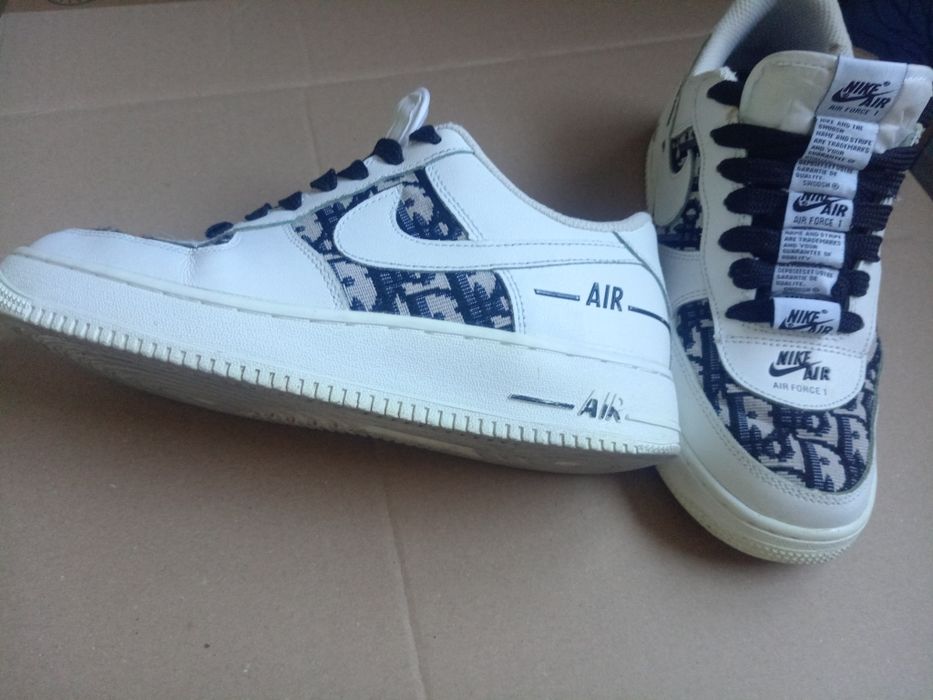Adidași NIKE mărimea 41