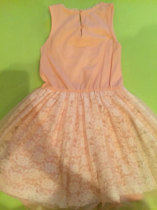 Страхотна детска рокличка, 8-9г.