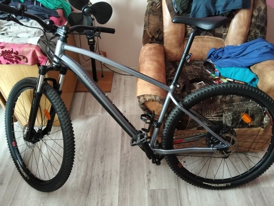 Bicicleta rockrider aproape nouă