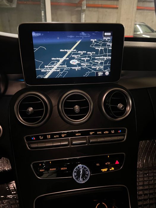 Mercedes-Benz C300 AMG 4 MATIC