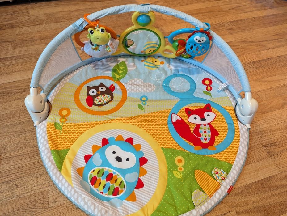 Saltea / centru de activitati Skip Hop