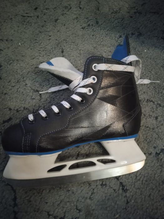 Зимние.   Коньки