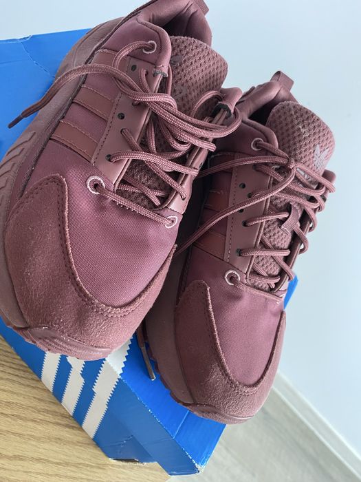 Adidasi Adidas impermeabili