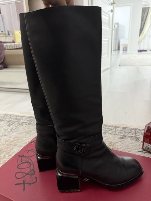 Европейка натур. Кожа 37 размер