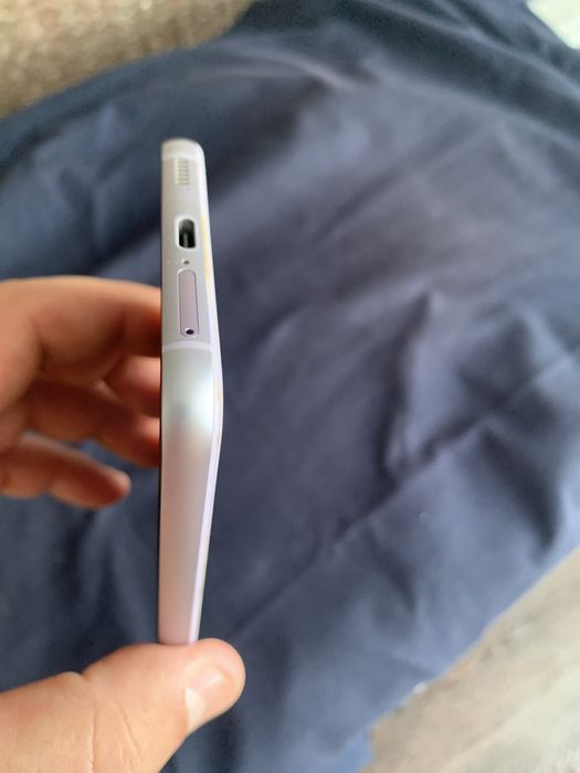 Продам Самсунг s21 fe