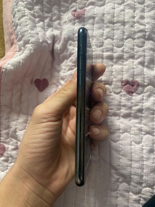 Продам iPhone 11 Pro