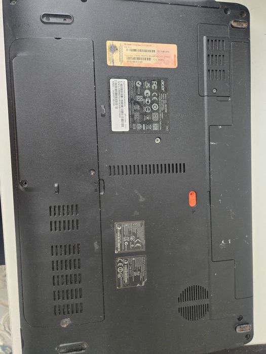 Продам б у ноутбук acer 5750g
