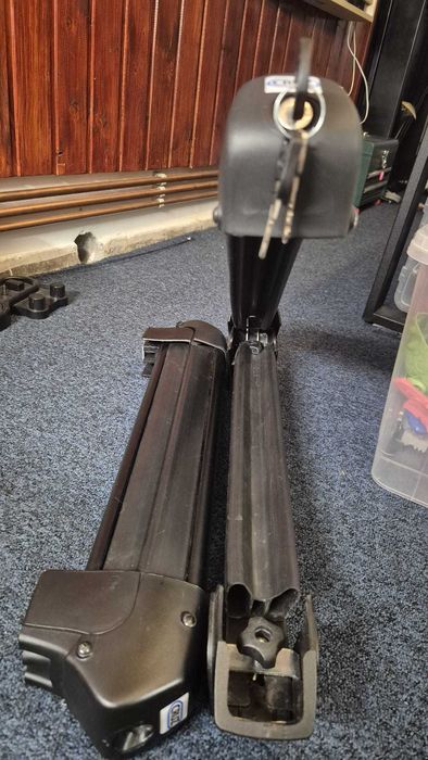 vand suport skiuri SKY RACK 4 Cruz cu 2 chei