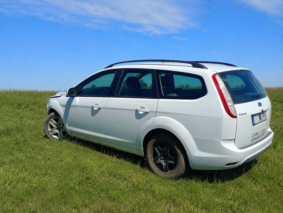 FORD Focus 2011 — imagine 2