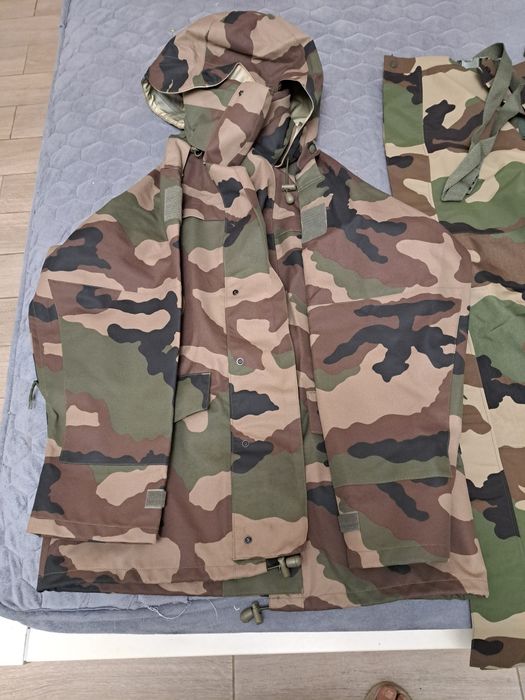 Costum  camuflaj impermeiabil