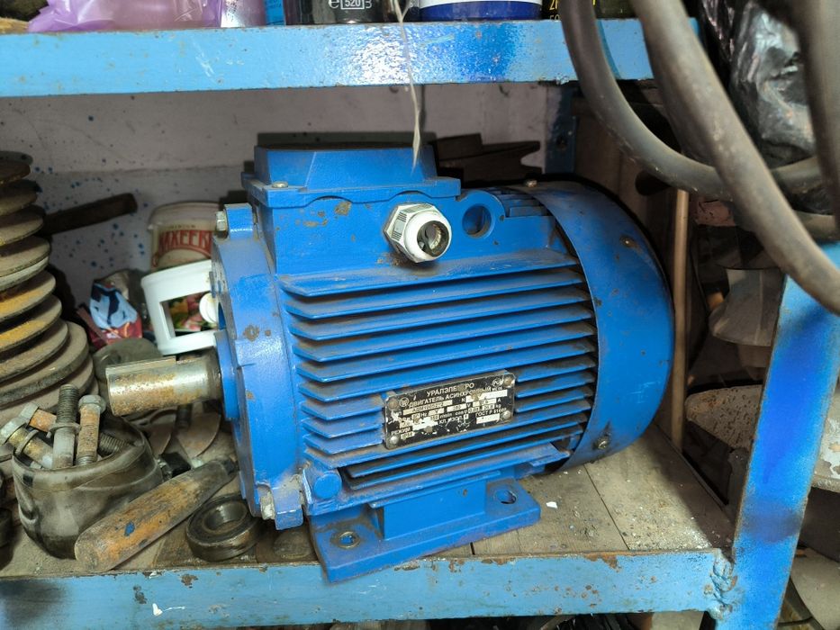 Электродвигатель.