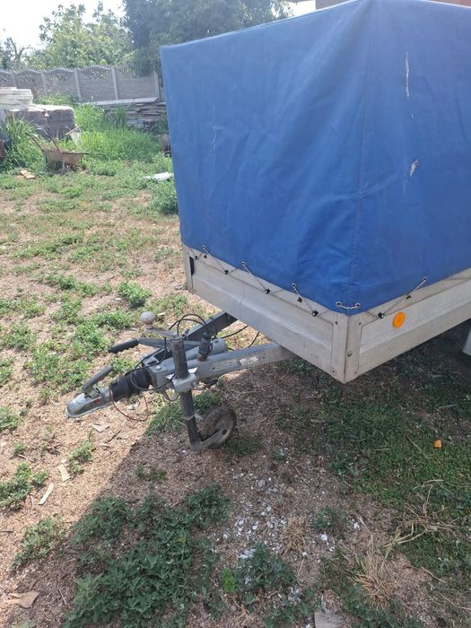 Remorca 750 kg stema