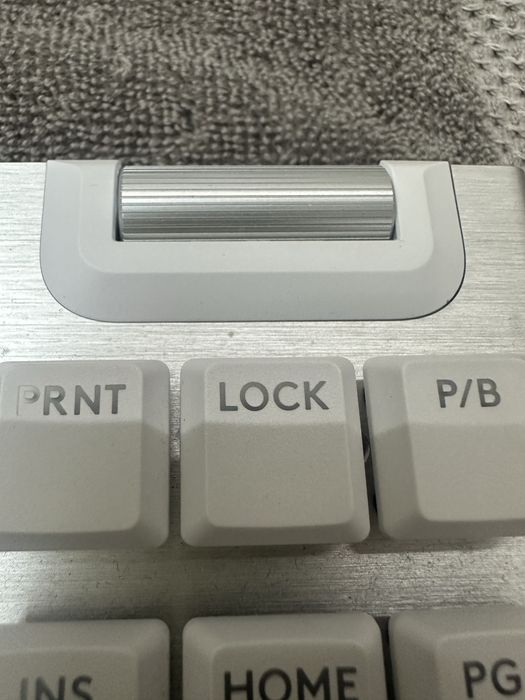 Logitech G915 X Lightspeed TKL