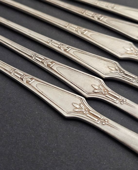 Комплект от 6 вилици за морски дарове.