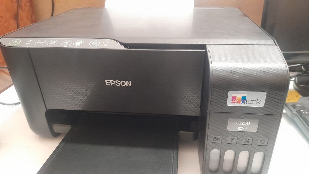 Epson 3250 сотилади