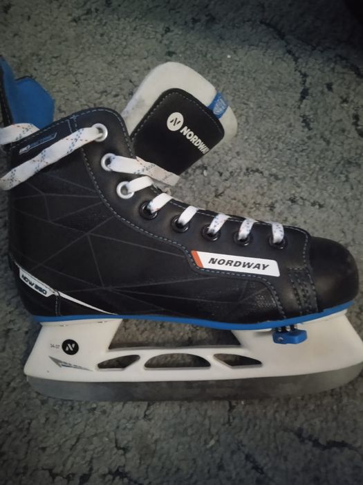 Зимние.   Коньки