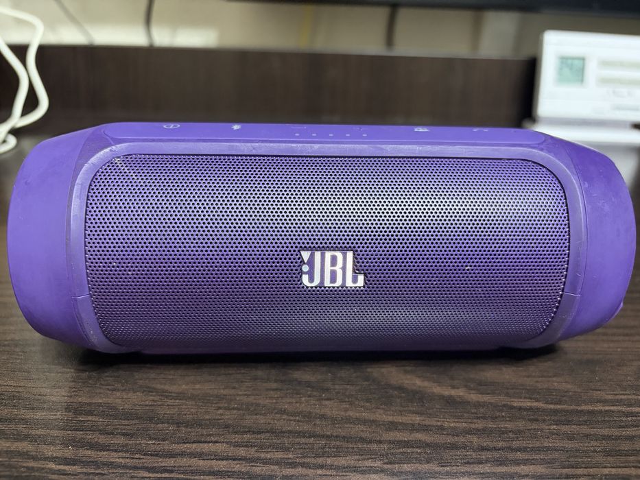Boxa jbl charge 2