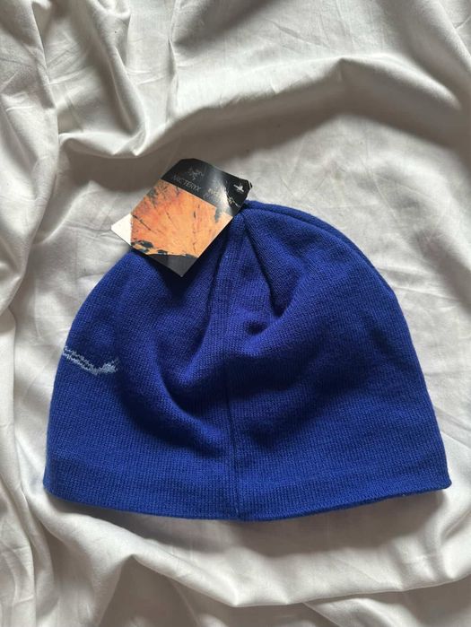 шапка arcteryx.