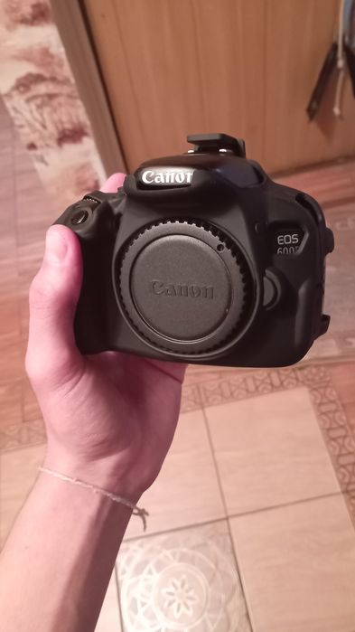 Фотоаппарат кнен 600 д