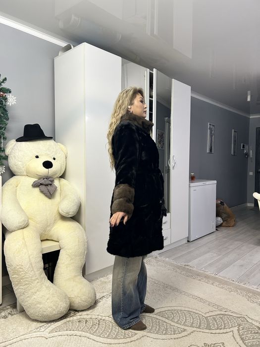 Продам Норковую шубу