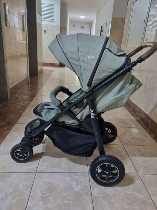 Продам коляску от фирмы joie