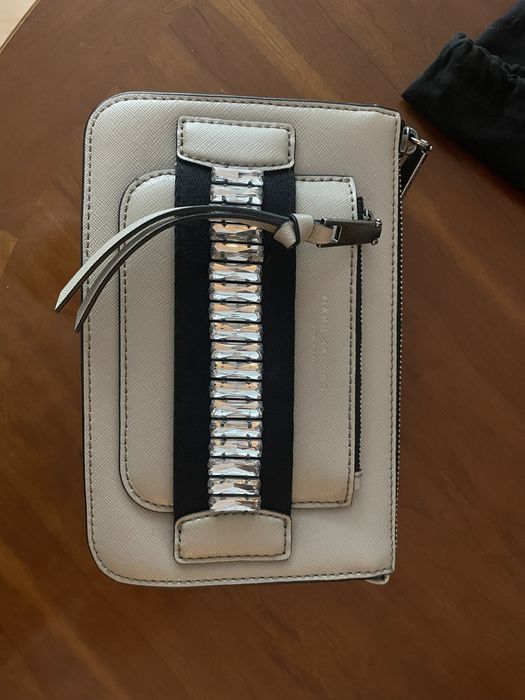 Marc Jacobs нова оригинална малка чанта - естествена кожа с кристали